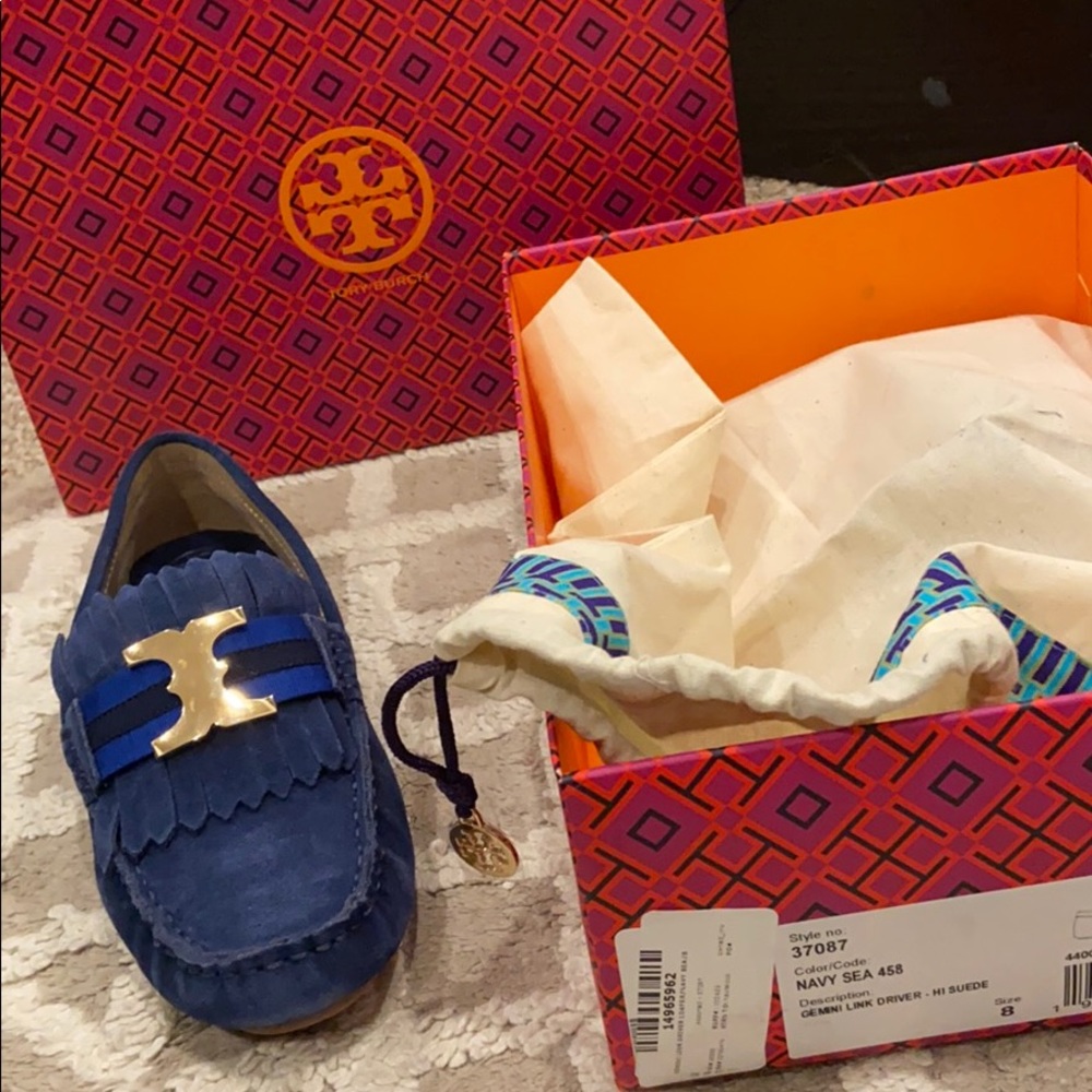 Tory Burch size 8 Gemini Link Driver Navy Loafers